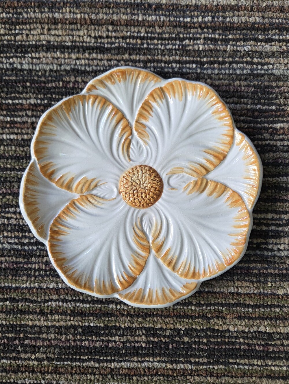 Vintage Ceramic Flower Serving Plate in White and Ochre Made In Italy